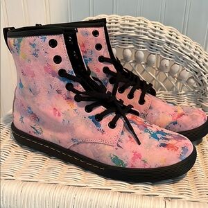 Colorful pink Pascal Doc Dr Martens marten.like new 8